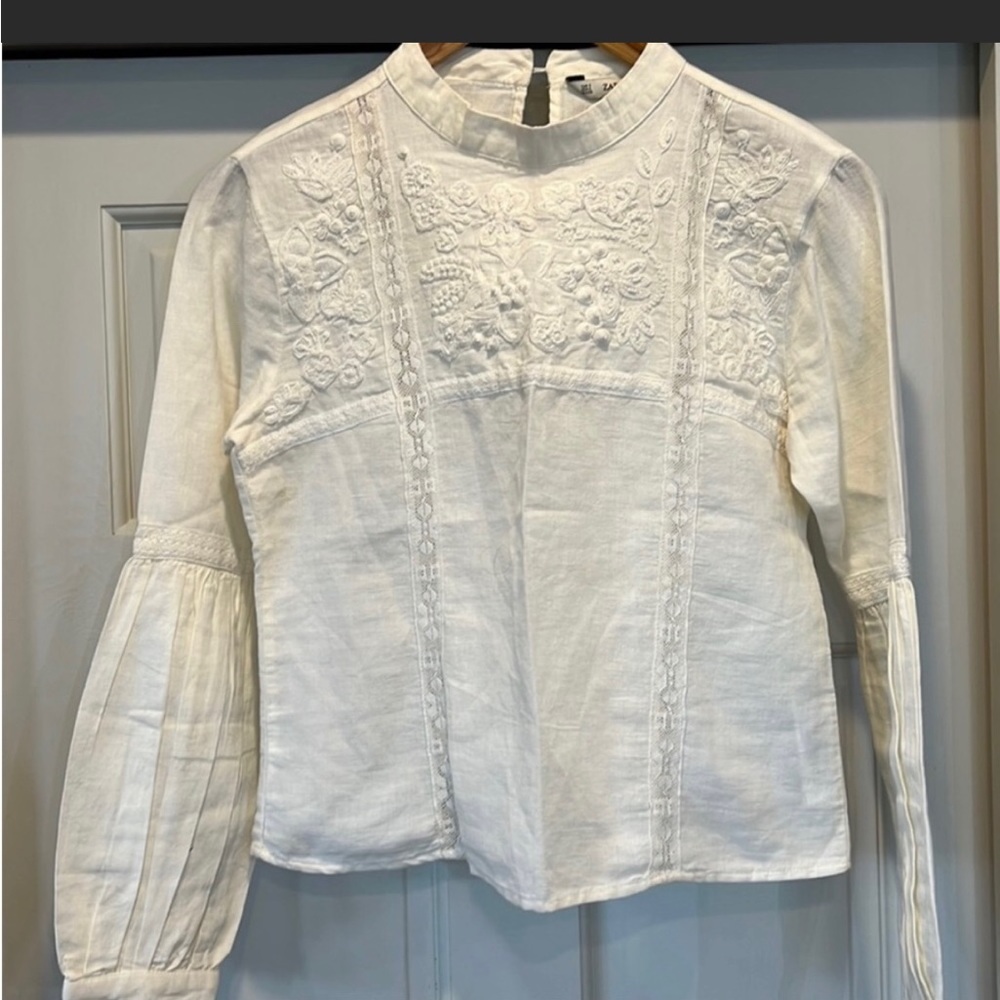 Zara Bohemian Cream colored top